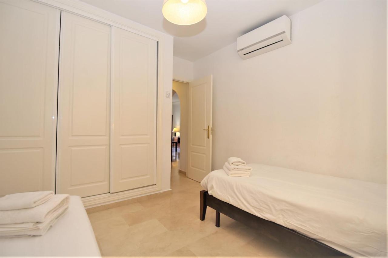 Apartment Pedro Estepona Exterior photo